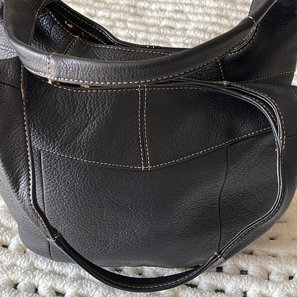 Authentic Tignanello satchel. Black leather,stunning lining. Silver hardware.EUC - Picture 2 of 12